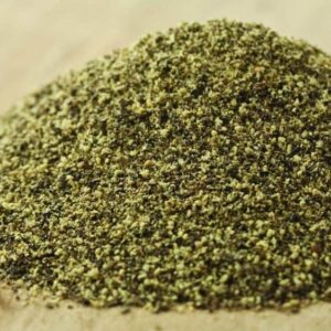 fine black pepper