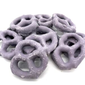 raspberry yogurt coated pretzels